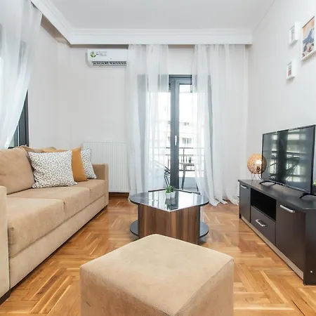 Houseloft Urban Retreat Apartment